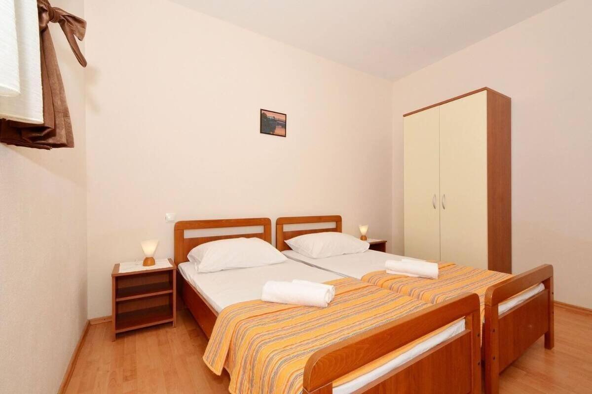 Apartments Sima Trogir Eksteriør bilde