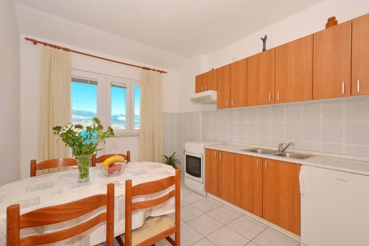 Apartments Sima Trogir Eksteriør bilde