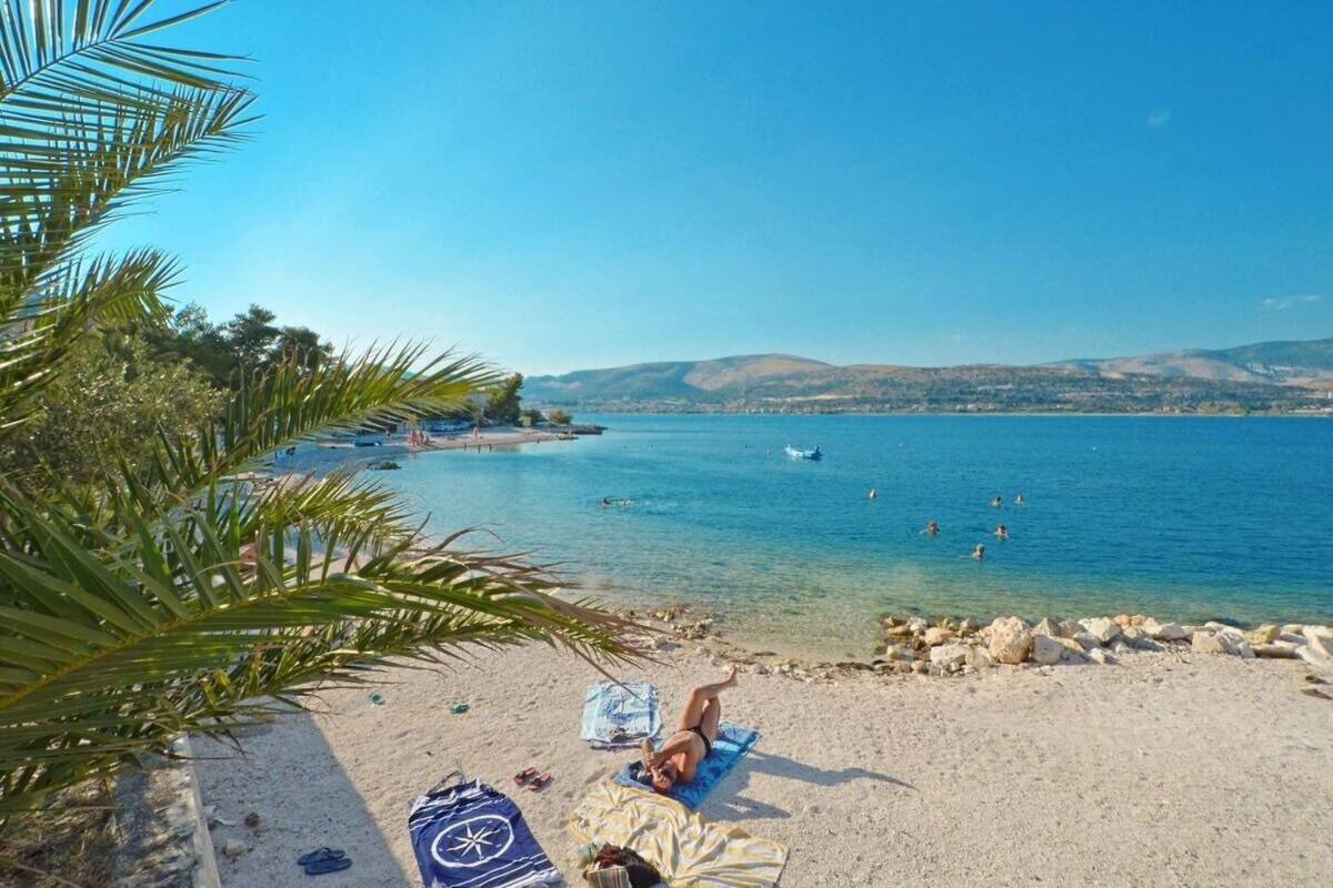 Apartments Sima Trogir Eksteriør bilde